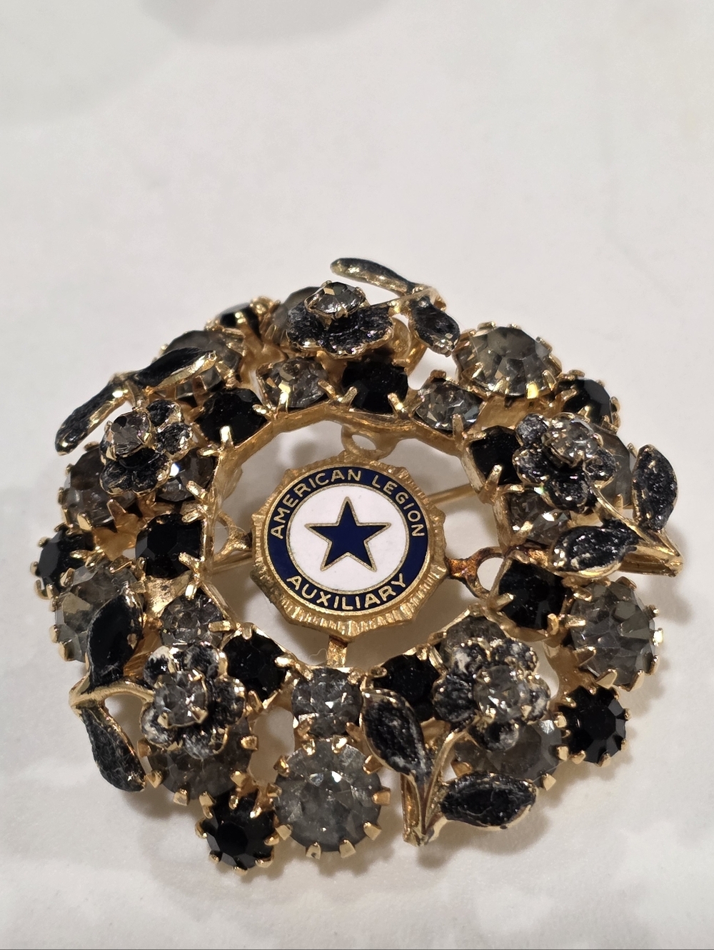 Vintage American Legion Auxillary Gold-Tone Brooch w/ Black Enamel & Rhinestones - Picture 2 of 6